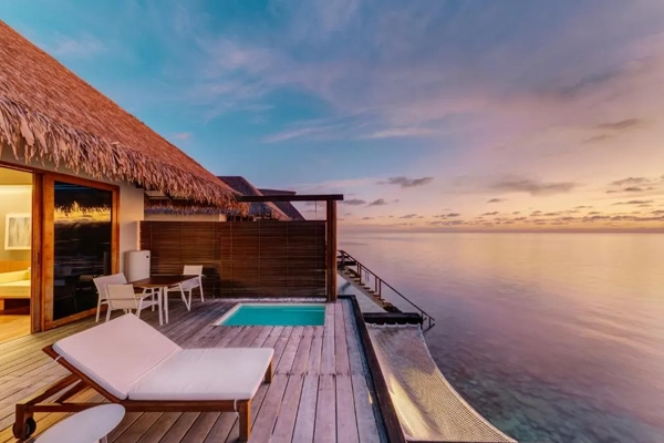 Sunset Water Bungalow with Jucuzzi